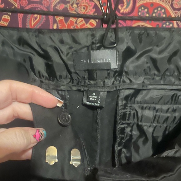 Shorts - Picture 5 of 5